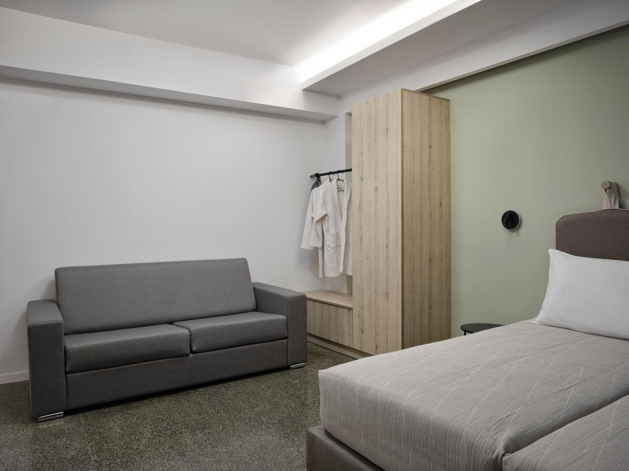 Residence Patras Bagian luar foto