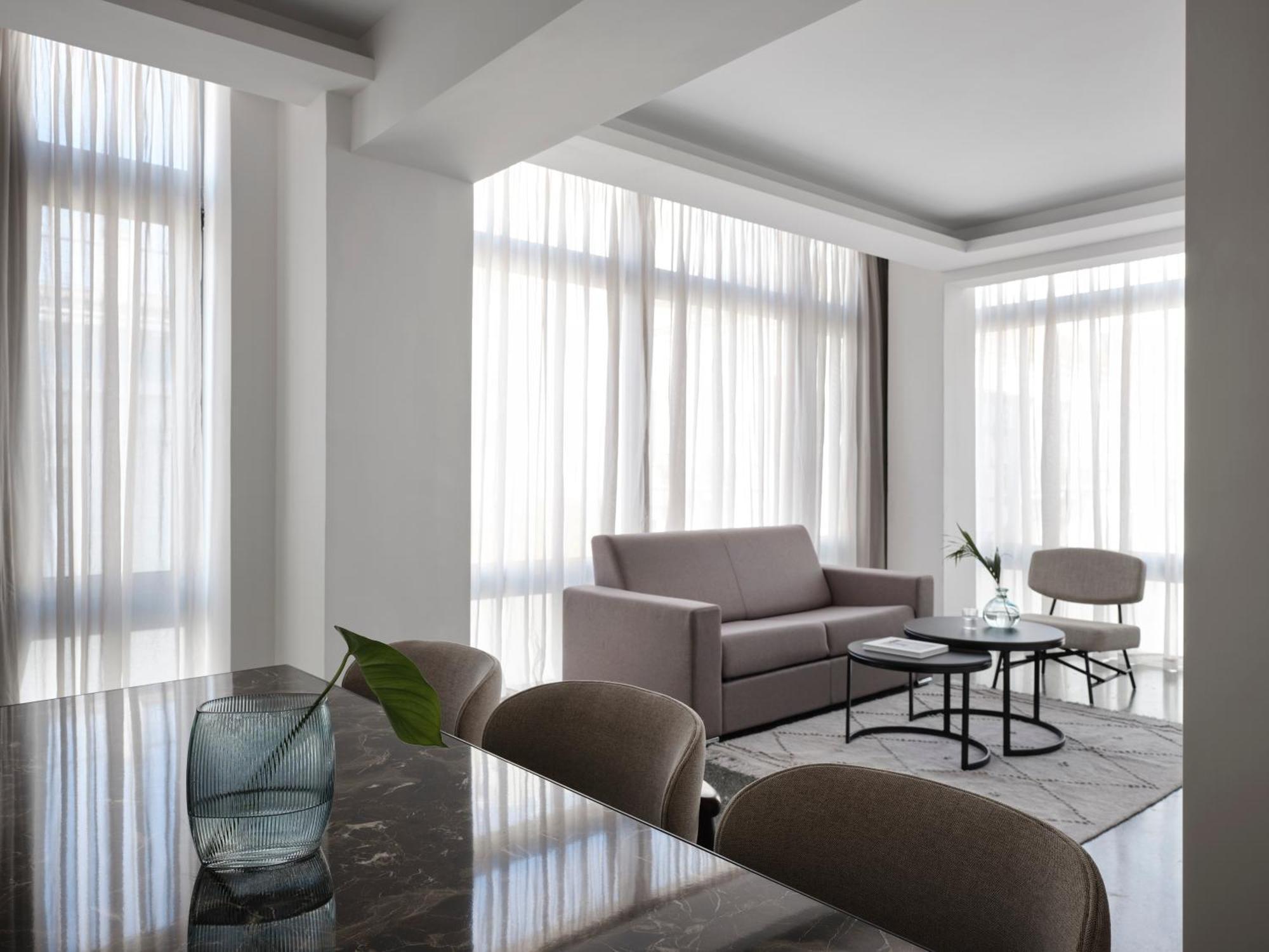 Residence Patras Bagian luar foto
